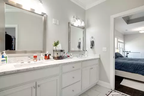 Bath - 8353 River Birch Loop, Ooltewah, TN 37363 photo 2 of 4