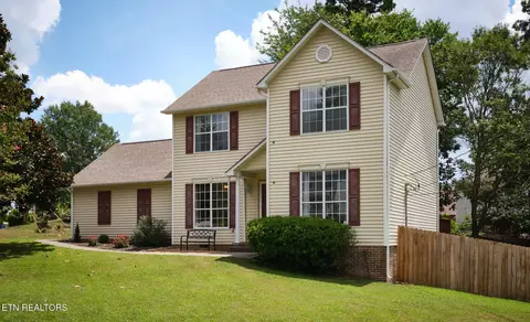 8800 Quails Bend Ln, Knoxville, TN 37923