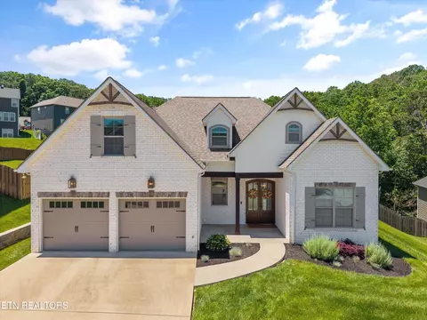 1843 Pierceson Point Ln, Knoxville, TN 37932