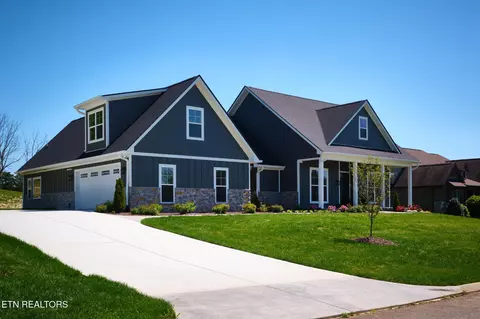 207 Morganton Cv, Greenback, TN 37742