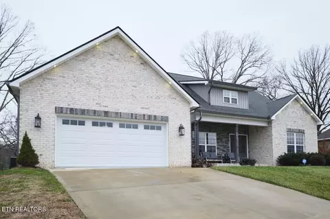 5709 Mountain Vista Ln, Maryville, TN 37804