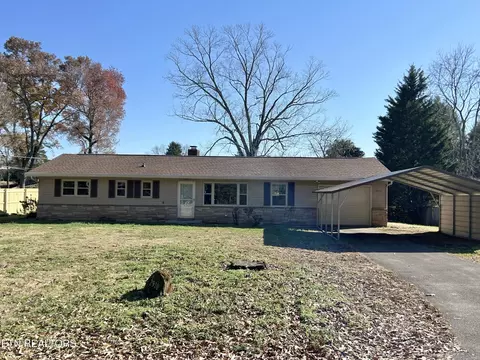 2910 Shady Ln, Maryville, TN 37803