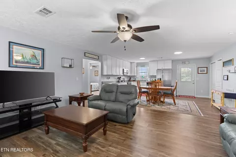 695 Parsonage Rd, White Pine, TN 37890 photo 5