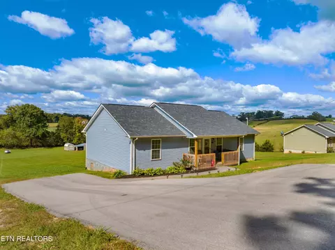 695 Parsonage Rd, White Pine, TN 37890 photo 3