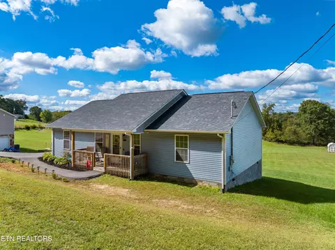 695 Parsonage Rd, White Pine, TN 37890 photo 2