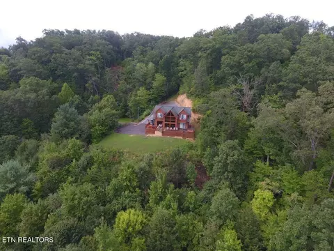3763 Harris Mountain Way, Sevierville, TN 37876