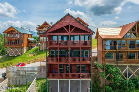 1949 N Star Way, Sevierville, TN 37876