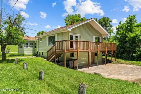 2508 Pershing St, Knoxville, TN 37917