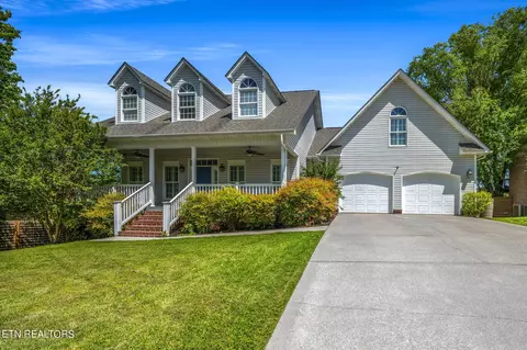 706 Mize Farm Ct, Maryville, TN 37803