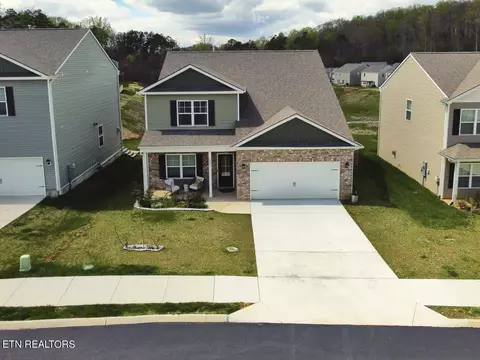 8651 Satellite Ln, Knoxville, TN 37920