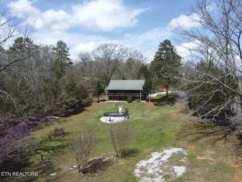 1077 Whitaker Rd, New Market, TN 37820