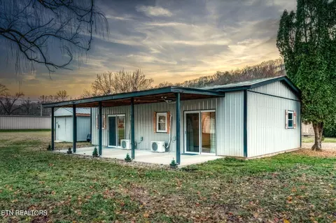 109109 Dunn Ln, Cosby, TN 37722