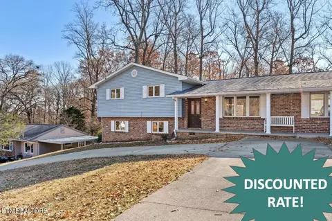 4614 NW Willowdale Dr, Knoxville, TN 37921