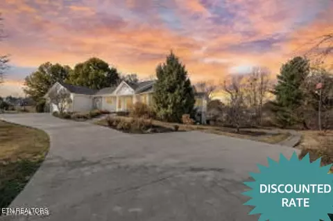 4207 Pea Ridge Rd, Maryville, TN 37804