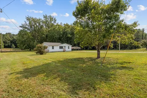 5587 Us Hwy 70 E, Waverly, TN 37185