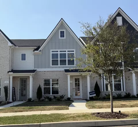 335 Greystone Lee Blvd, Smyrna, TN 37167