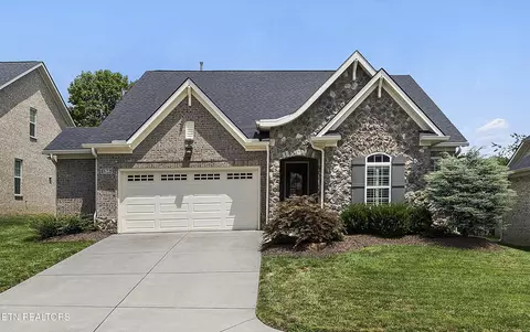1266 Loggerhead Ln, Knoxville, TN 37932