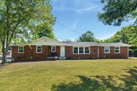 137 Chiroc Rd, Hendersonville, TN 37075