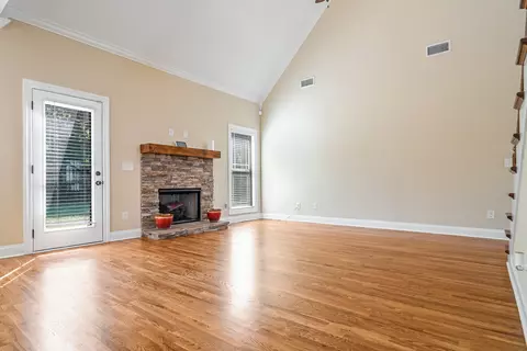 4316 Singleton Dr, Murfreesboro, TN 37127 photo 8