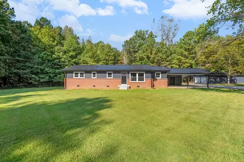 12131 Old Tullahoma Rd, Tullahoma, TN 37388