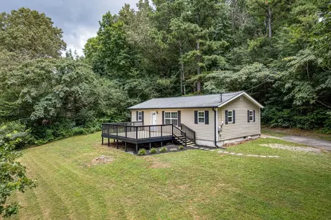 1747 Westside Cir, Rocky Face, GA 30740