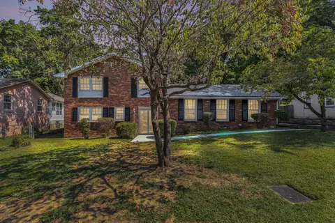 3686 Richbriar Cir, Nashville, TN 37211