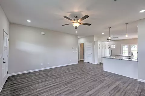 22 Bartow St, Decherd, TN 37324 photo 6