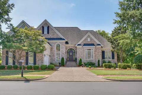 965 Plantation Blvd, Gallatin, TN 37066