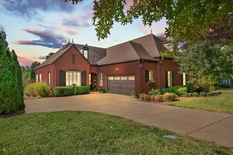 207 Abiding Pl, Goodlettsville, TN 37072