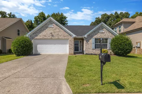 1035 Daniel Ln, Spring Hill, TN 37174 photo 1