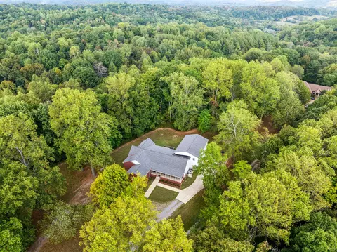 1067 Sweet Oak Rdg, Hendersonville, TN 37075