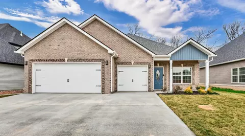 360 Kildeer Dr, Clarksville, TN 37040