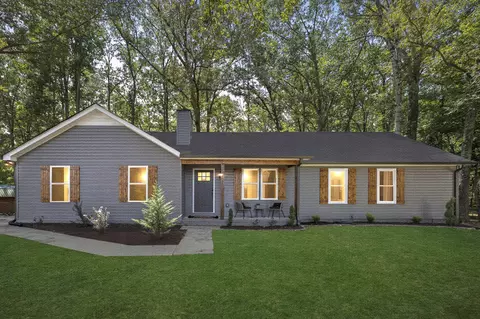 6512 Woodland Dr, Murfreesboro, TN 37130