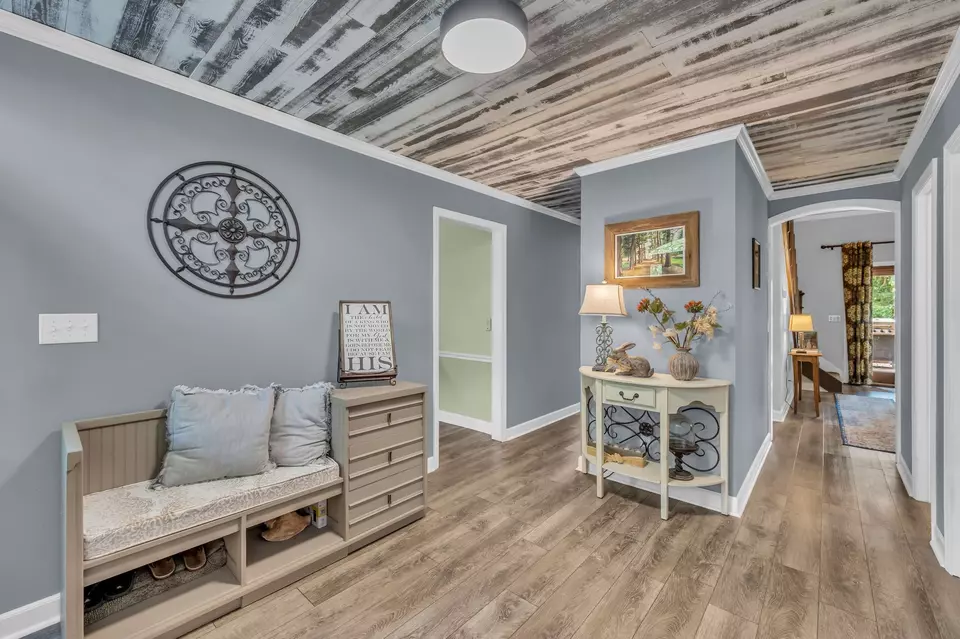 Entry Way - 103 Lexington Sta, Hendersonville, TN 37075 photo 2 of 4