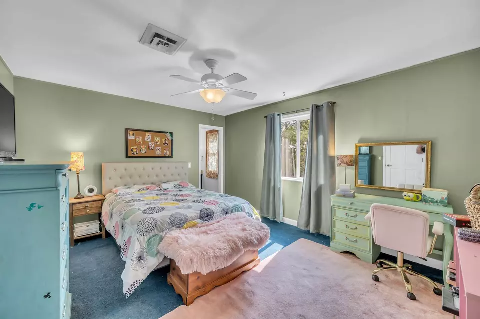 Bedroom - 103 Lexington Sta, Hendersonville, TN 37075 photo 5 of 7