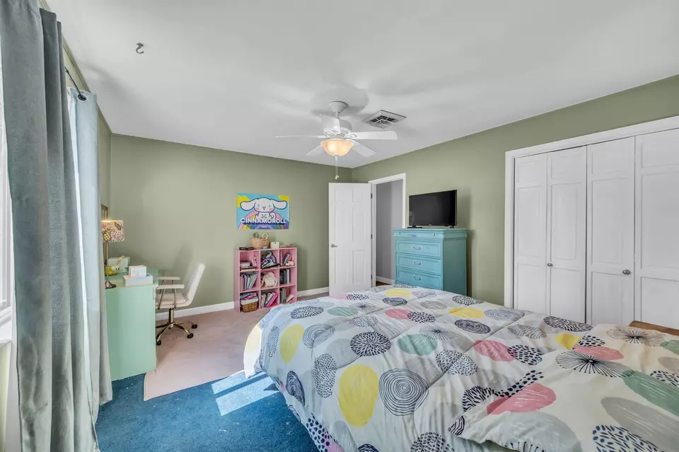 Bedroom - 103 Lexington Sta, Hendersonville, TN 37075 photo 6 of 7