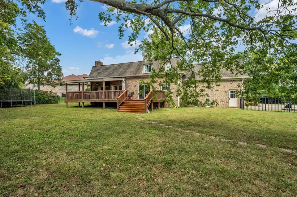 Exterior - 103 Lexington Sta, Hendersonville, TN 37075 photo 9 of 10