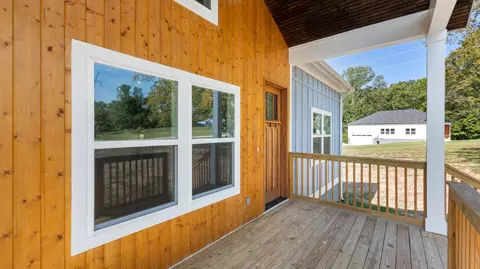Exterior - 84 Devils Backbone Rd, Manchester, TN 37355 photo 6 of 9