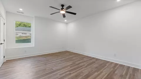Bedroom - 84 Devils Backbone Rd, Manchester, TN 37355 photo 5 of 8