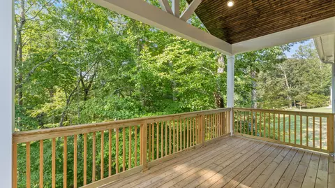 Exterior - 84 Devils Backbone Rd, Manchester, TN 37355 photo 8 of 9