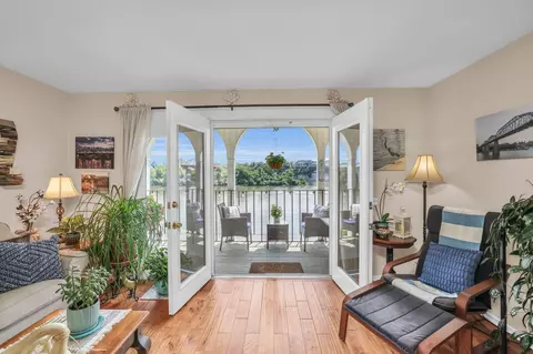 546 River St, Chattanooga, TN 37405
