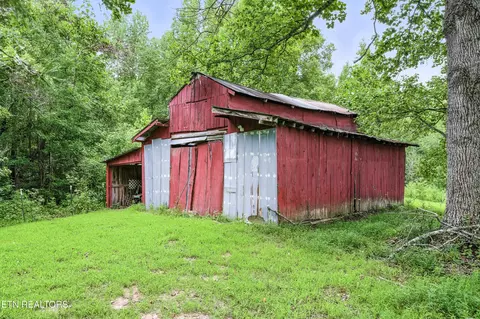 311 Deweys Lane Ln, Walling, TN 38587 photo 3