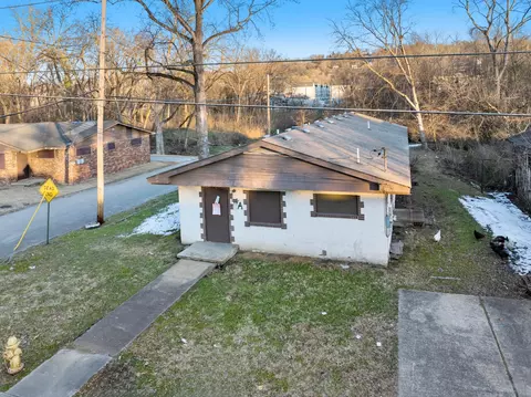 1800 S Kelly St, Chattanooga, TN 37404