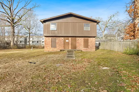 1641 E 17th St, Chattanooga, TN 37404
