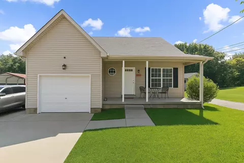 1507 Ridgemont Dr, La Vergne, TN 37086