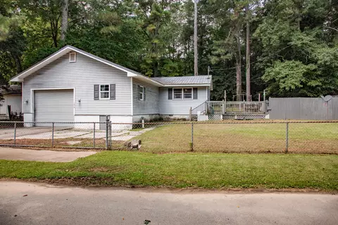 1818 Susan Dr NW, Dalton, GA 30720