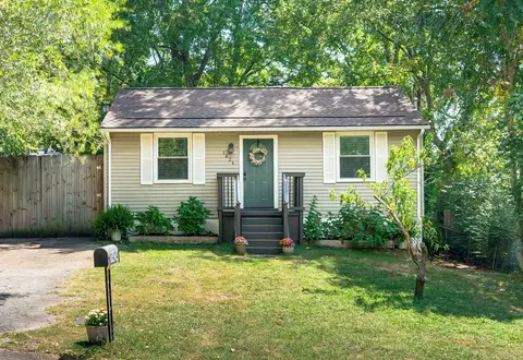 1424 Sevier Ct, Nashville, TN 37206