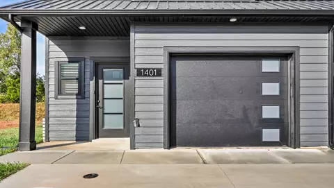 1401 Jonathan Wade Cir, Clarksville, TN 37043