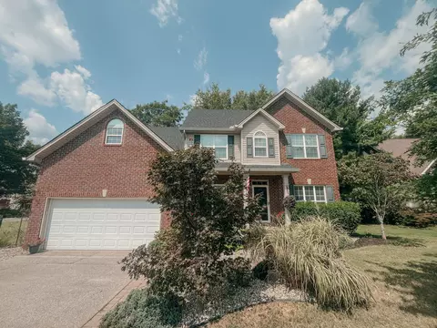 2569 Milton Ln, Thompsons Station, TN 37179