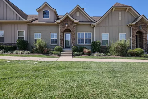 304 Thesing Ct, Nolensville, TN 37135